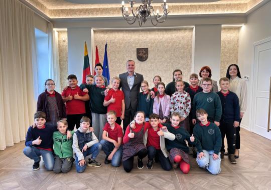 Projektas „Nė vienas nėra pamirštas“ ir vėl kviečia į nuotolinę paskaitą