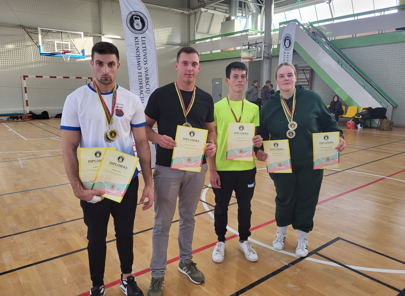 xxv lietuvos svarsčių kilnojimo federacijos rovimo rungties čempionato akimirkos