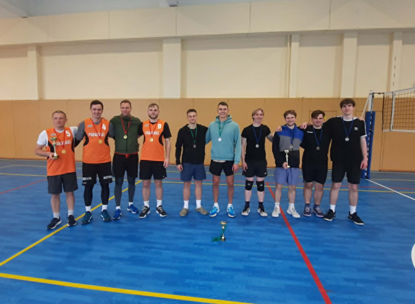Tradicinėse seniūnijų sporto žaidynėse – atkaklios kovos ir bendrystės dvasia