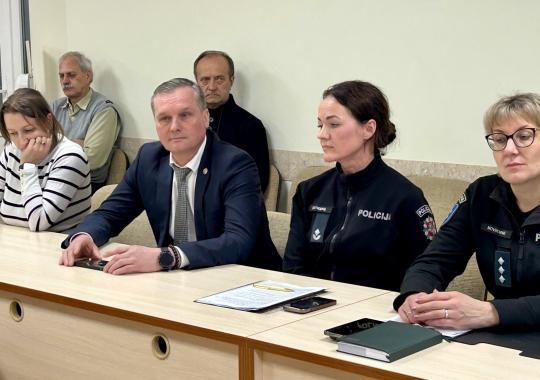 Susitiko su Kraštos apsaugos viceministre