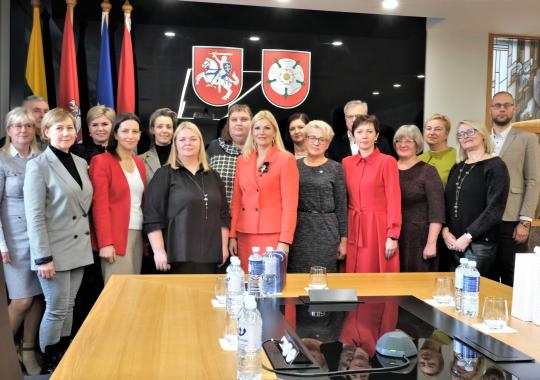 Pasaulinė neišnešiotų naujagimių diena