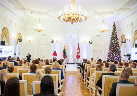 Ukmergės miestams-partneriams Ukrainoje perduotas gaisrinis automobilis...
