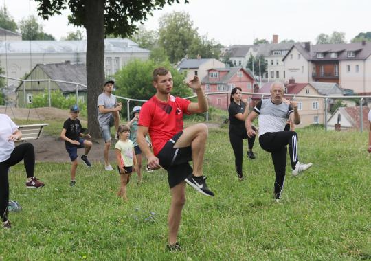 Ant Ukmergės piliakalnio – rytinė...