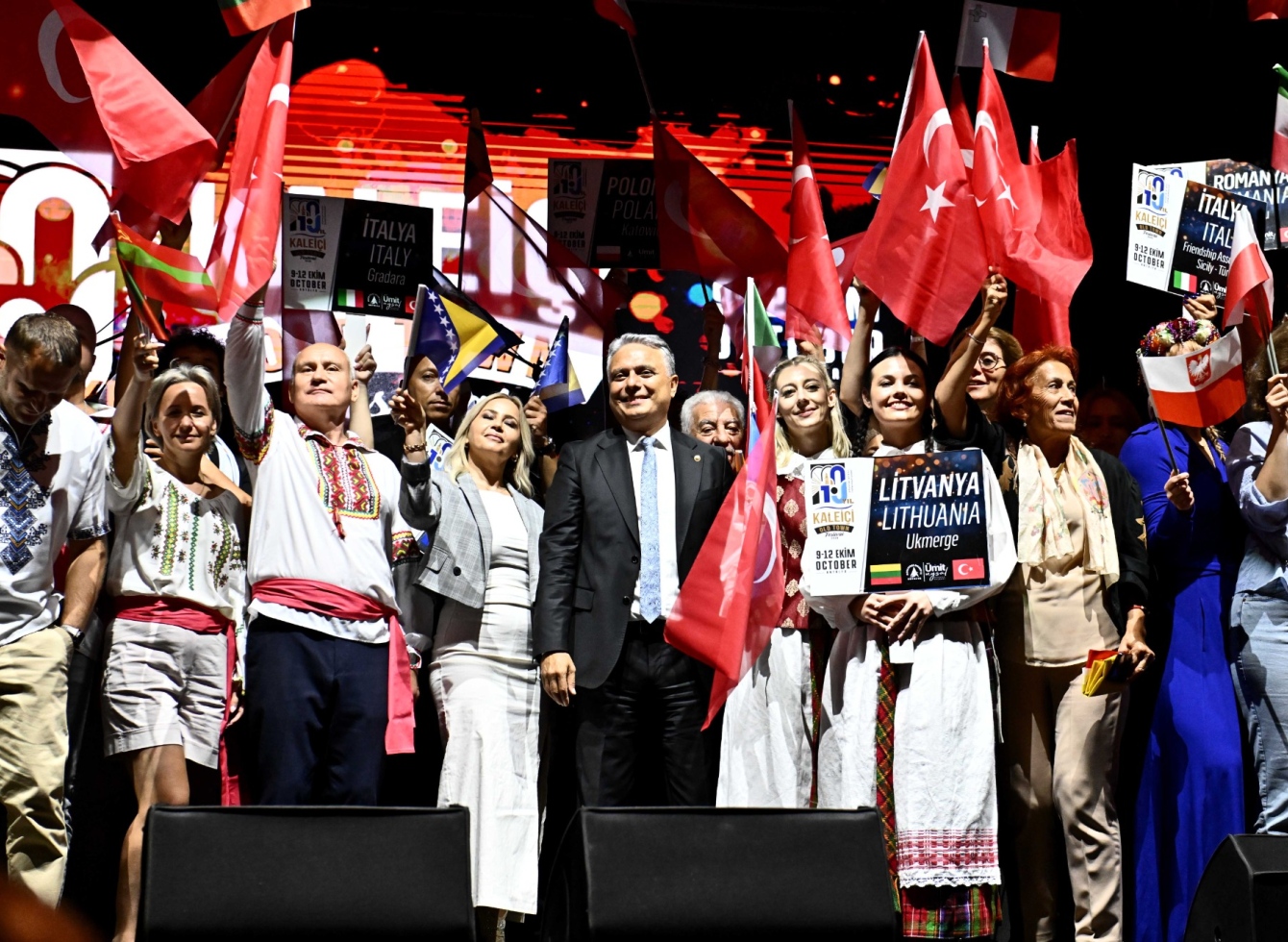 Ukmergės rajono savivaldybės delegacija dalyvavo tarptautiniame senamiesčio festivalyje Turkijoje