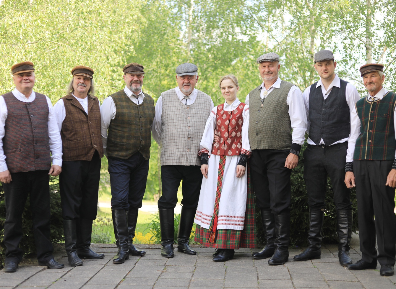 Siesikų liaudiškos muzikos kapela „Vieversa“ 