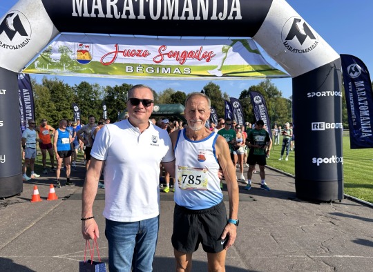 J. Songailos bėgimo akimirkos