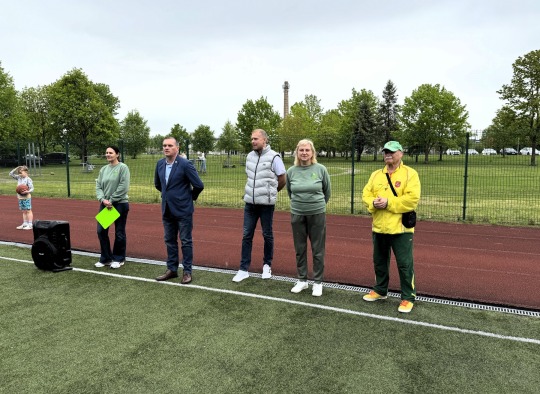 Tradicinėse seniūnijų sporto žaidynėse – atkaklios kovos ir bendrystės dvasia