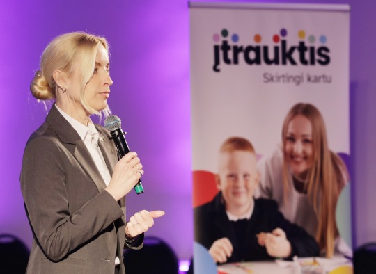 Ukmergėje surengtas regioninis įtraukties forumas „Skirtingi kartu“