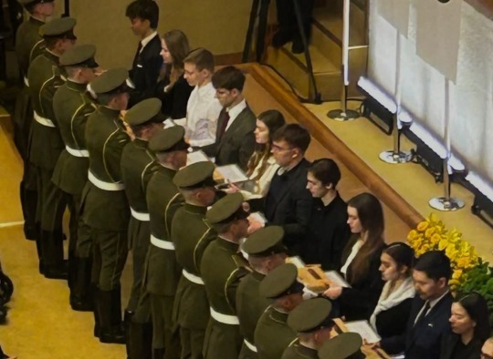 „Signatarų trispalvės“ Seime įteikimo akimirkos