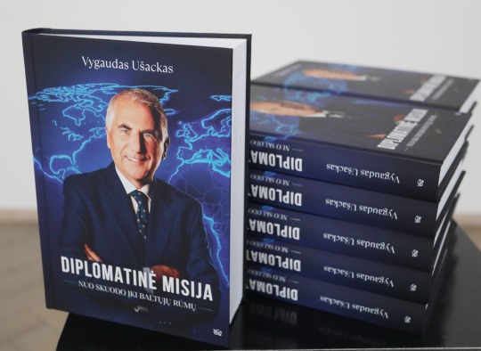 Knygos „Diplomatinė misija: nuo Skuodo iki Baltųjų rūmų“ pristatymo akimirkos