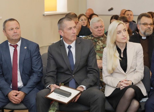 Angelų sargų dienos proga – sveikinimai policijos pareigūnams