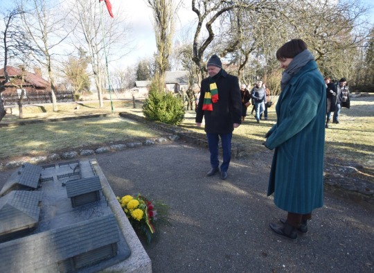 A. Smetonos tėviškėje pagerbti Nepriklausomybės akto signatarai ir pirmasis Lietuvos valstybės Prezidentas