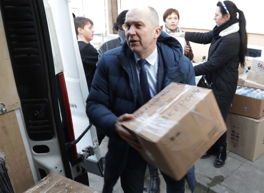 Ukmergiškiai su meile ir dosniai aukojo ukrainiečiams