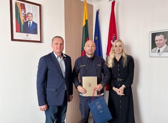 Ukmergės ugniagesių apdovanojimų akimirkos
