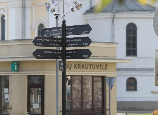 turistinės krypties rodyklės