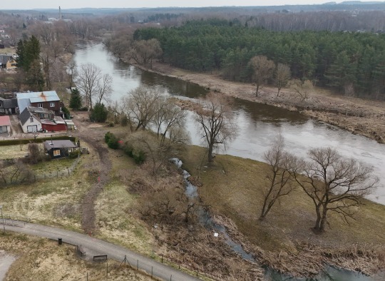 Šventosios pakrantėje Ukmergėje kuriama nauja pasivaikščiojimų ir poilsio erdvė
