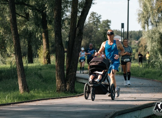 J. Songailos bėgimo akimirkos