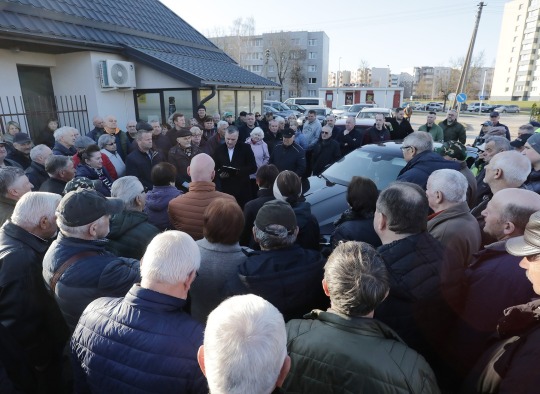 Ar kelias į garažus bus sutvarkytas? Sprendimas – bendruomenės rankose