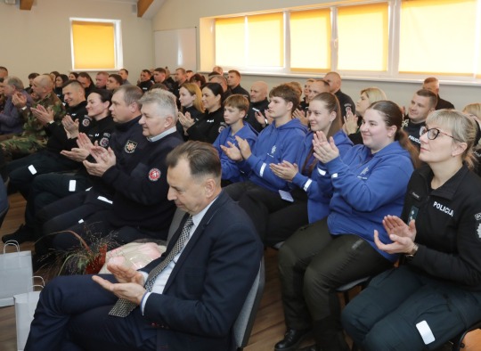 Angelų sargų dienos proga – sveikinimai policijos pareigūnams