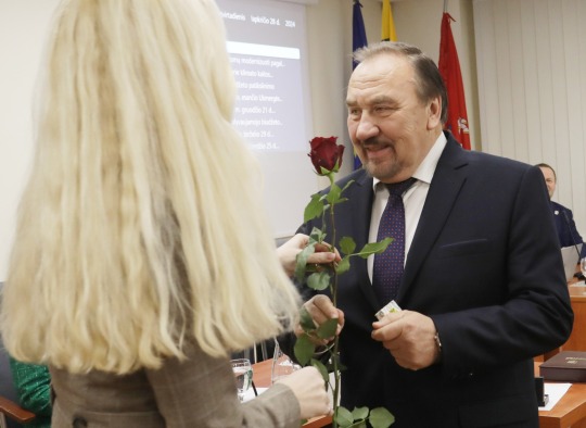 Posėdžio akimirkos