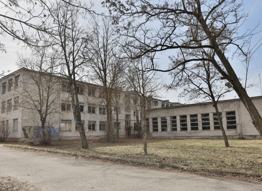 Vilniaus g. 85 pastatas - apleistas ir neprižiūrimas
