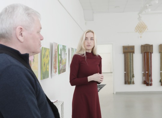 Ukmergės kultūros centre pristatyta tradicinė Ukmergės rajono tautodailininkų kūrinių paroda