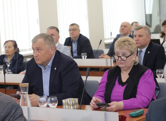 Posėdžiavo Ukmergės rajono savivaldybės taryba