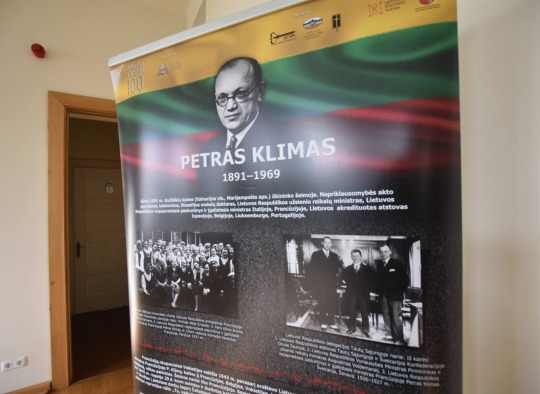 A. Smetonos tėviškėje pagerbti Nepriklausomybės akto signatarai ir pirmasis Lietuvos valstybės Prezidentas