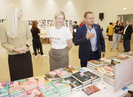 Ukmergėje įvyko knygų mugė „Aš tik pažiūrėsiu“