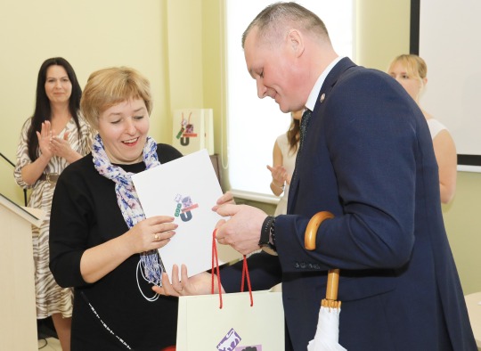 V. Belapetravičienė ir D. Varnas
