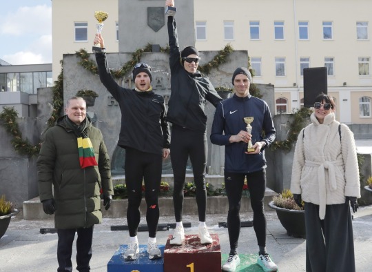 Vasario 16-osios tradicinio bėgimo „Pabaiskas-Ukmergė“ akimirkos