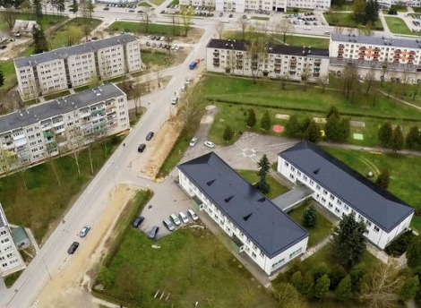 Daugiabučių namų vaizdas iš paukščio skrydžio